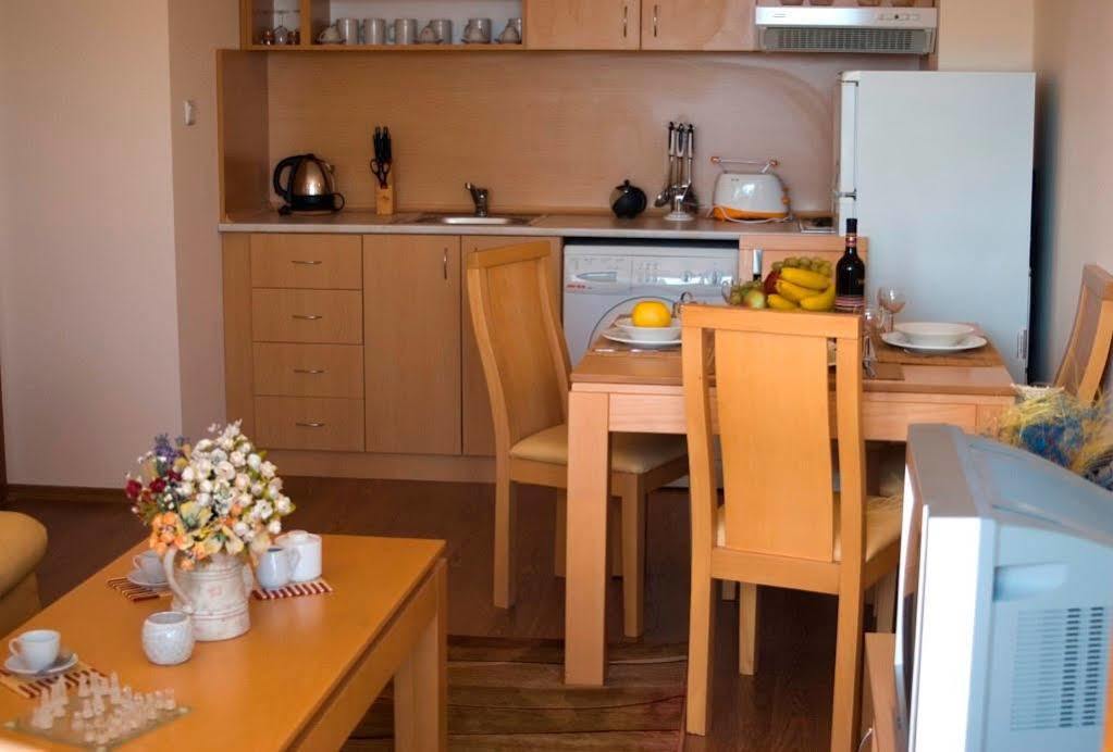 Sb Rentals Apartments In Royal Dreams Complex Pantai Sunny Luaran gambar